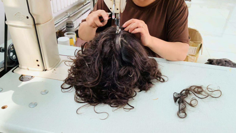 Short Jewish wig on promotion - Image 3